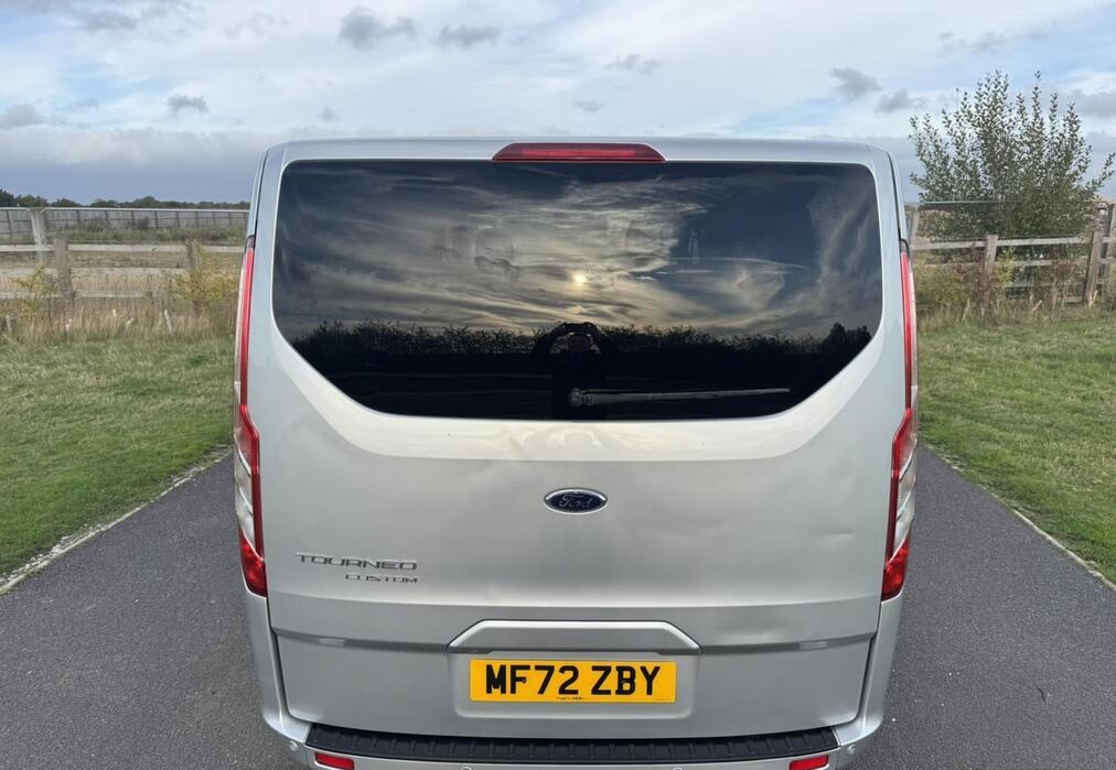 2022 Ford Tourneo Custom 2.0 320 EcoBlue Titanium Minibus Double Cab