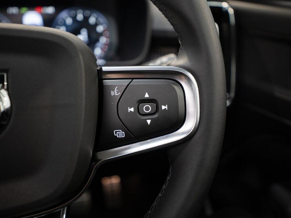 2022 Volvo XC40 1.5 T3 R-Design Auto