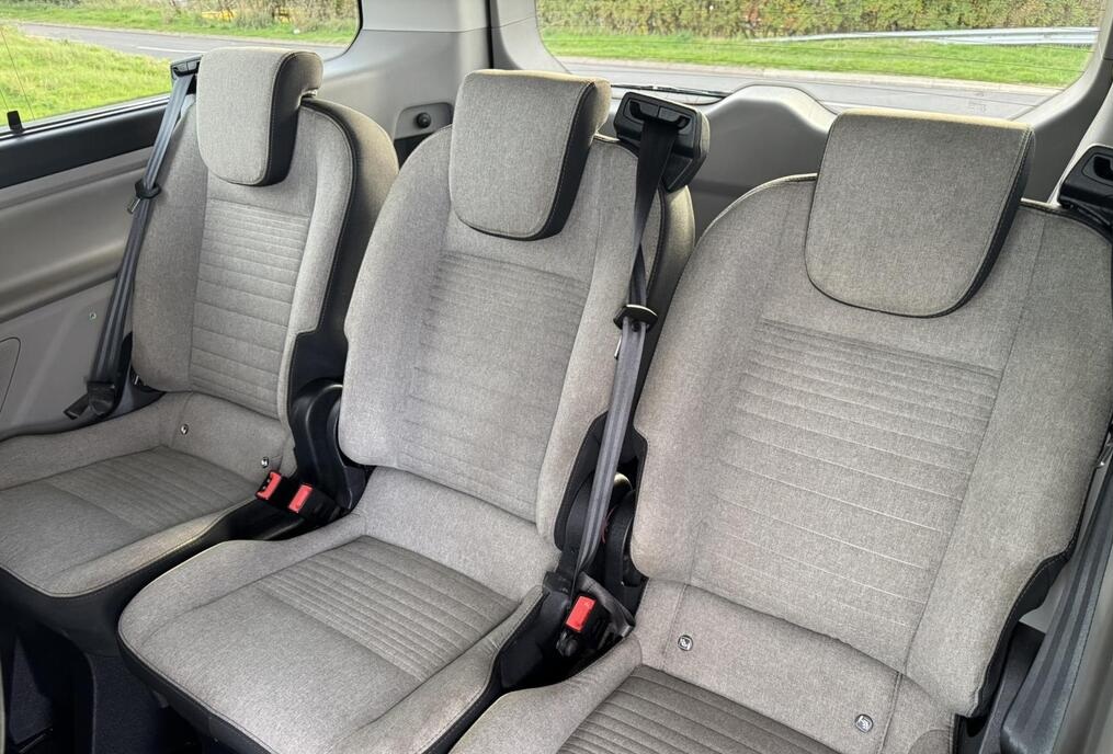 2022 Ford Tourneo Custom 2.0 320 EcoBlue Titanium Minibus Double Cab