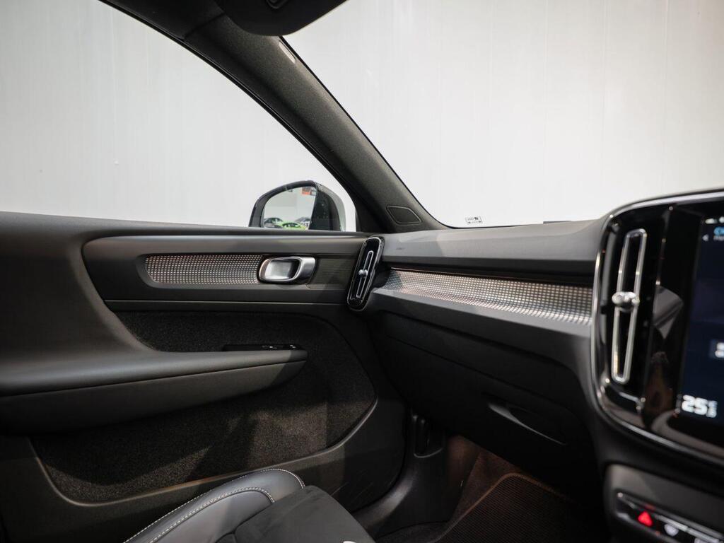 2022 Volvo XC40 1.5 T3 R-Design Auto