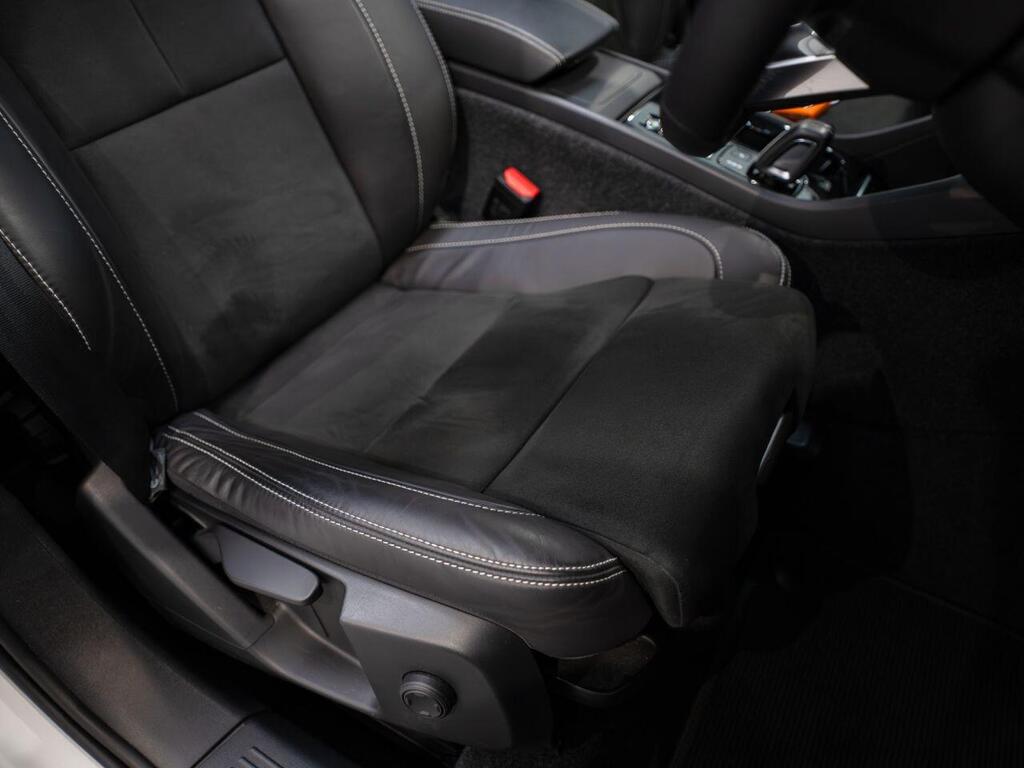 2022 Volvo XC40 1.5 T3 R-Design Auto