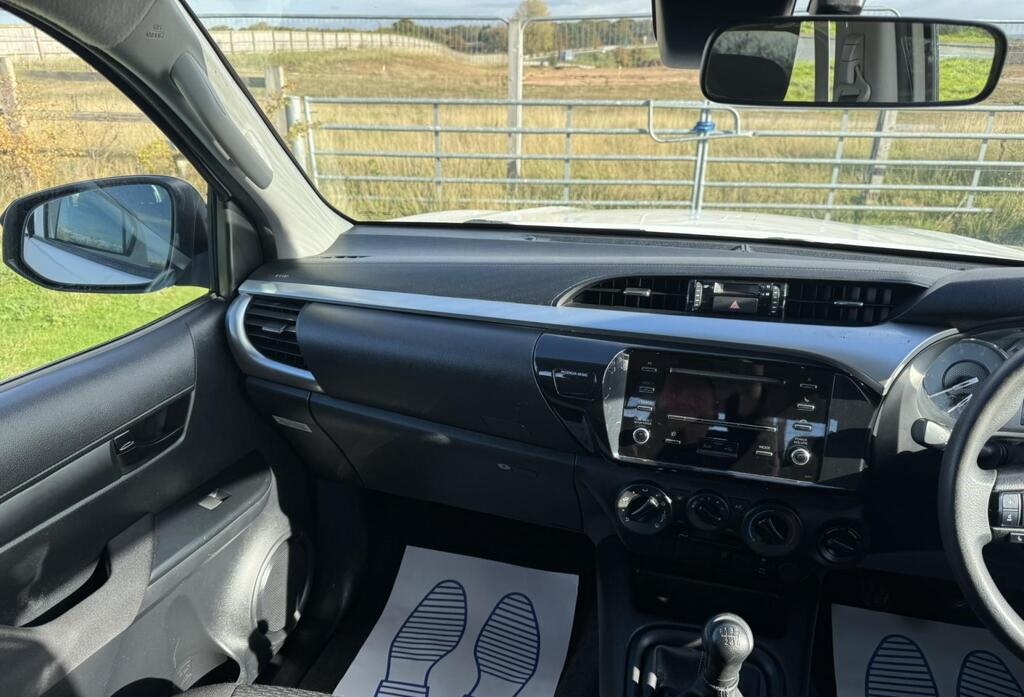 2021 Toyota Hilux 2.4 D-4D Active Extra Pickup Extended Cab 4dr