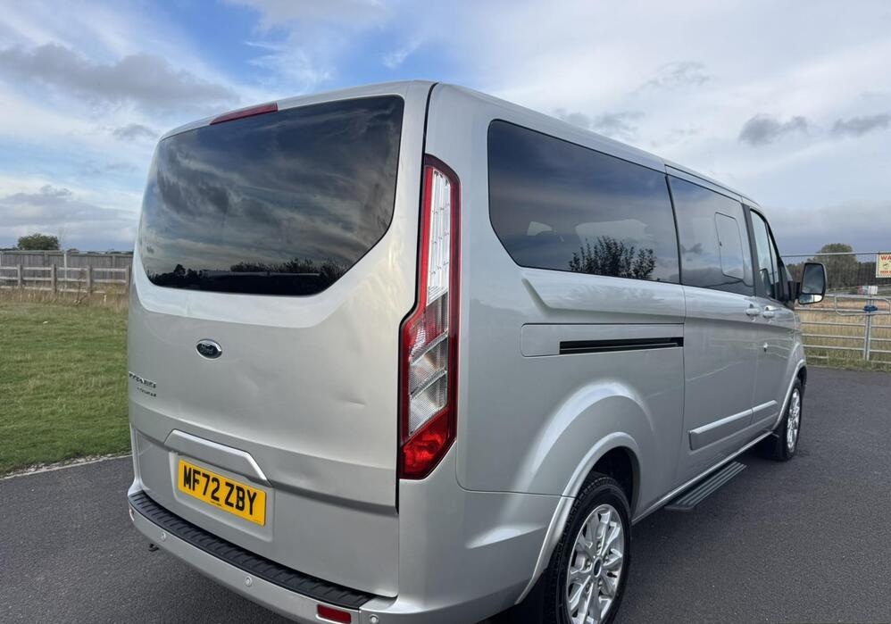 2022 Ford Tourneo Custom 2.0 320 EcoBlue Titanium Minibus Double Cab