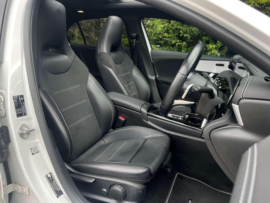 2022 Mercedes-Benz A250 AMG Line Edition (Premium Plus)