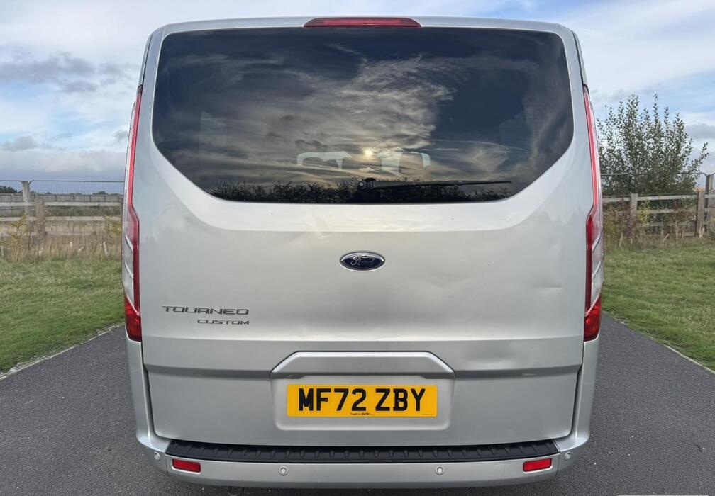 2022 Ford Tourneo Custom 2.0 320 EcoBlue Titanium Minibus Double Cab