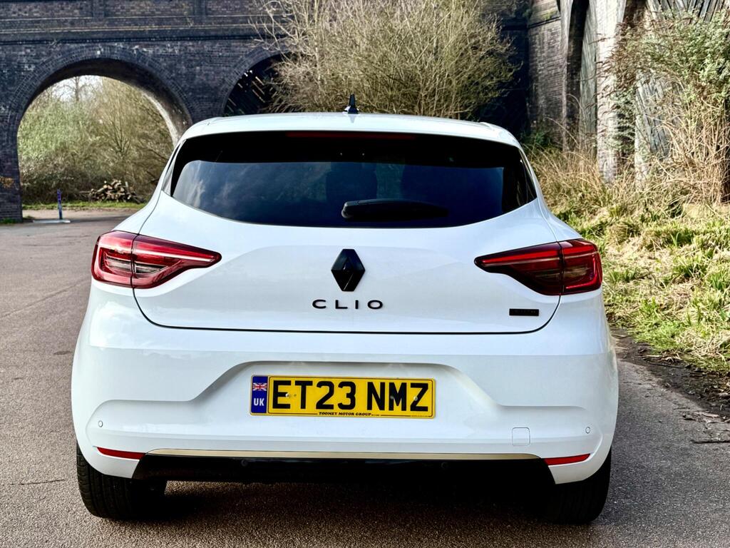 2023 Renault Clio 1.6 E-TECH E-Tech Auto Euro 6 (s/s) 5dr
