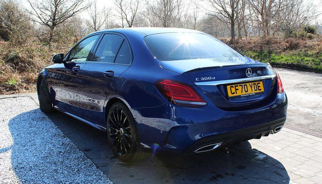 2021 Mercedes-Benz C Class 2.0 C300d AMG Line Night Edition (Premium) G-Tronic+