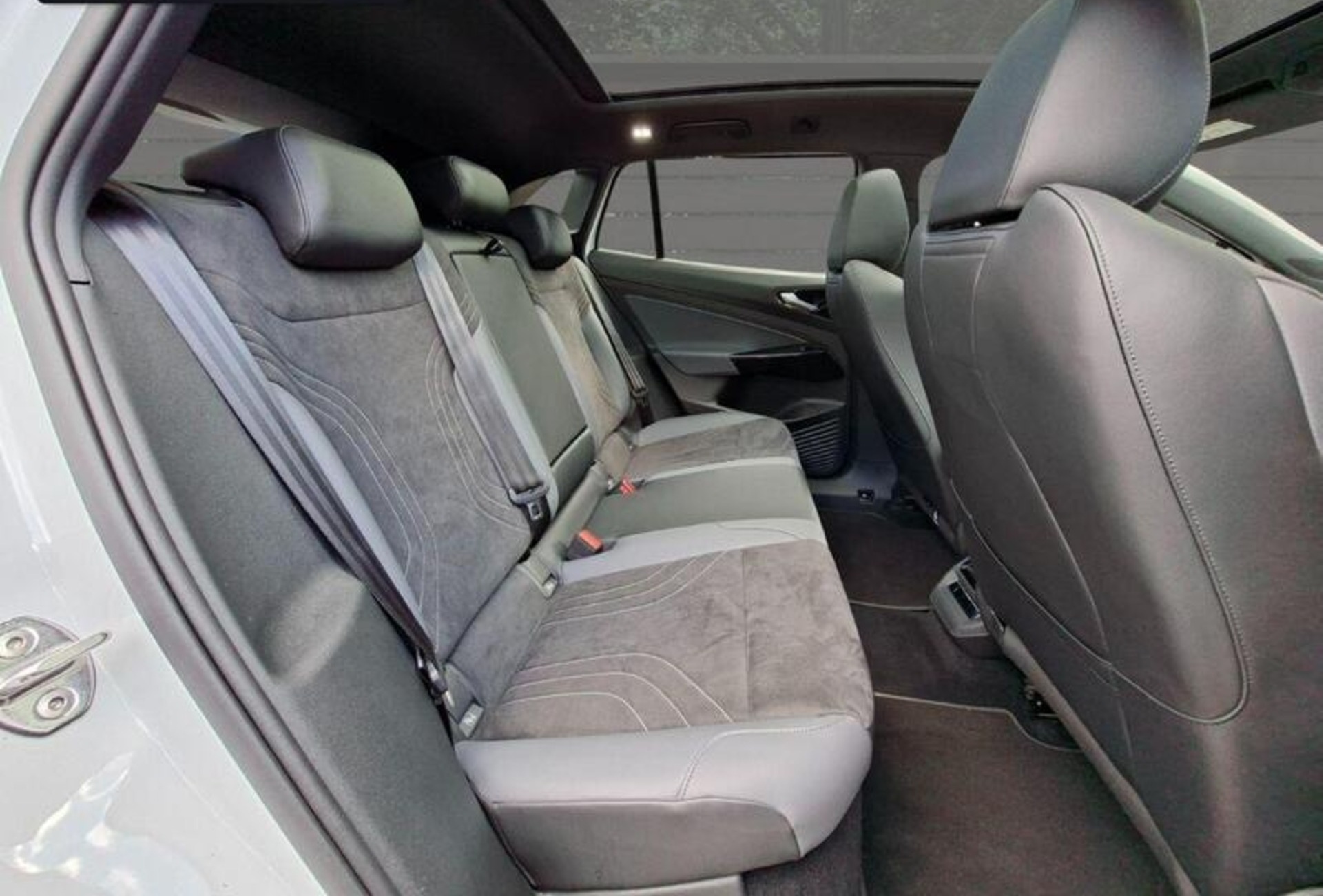 2023 Volkswagen ID.4 Pure Performance 52kWh Style Edition Auto 5dr