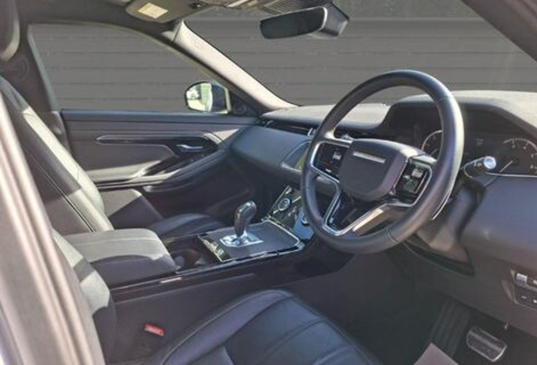 2023 Land Rover Range Rover Evoque 1.5 P300e 12.2kWh R-Dynamic S Auto 4WD Euro 6 (s/s) 5dr