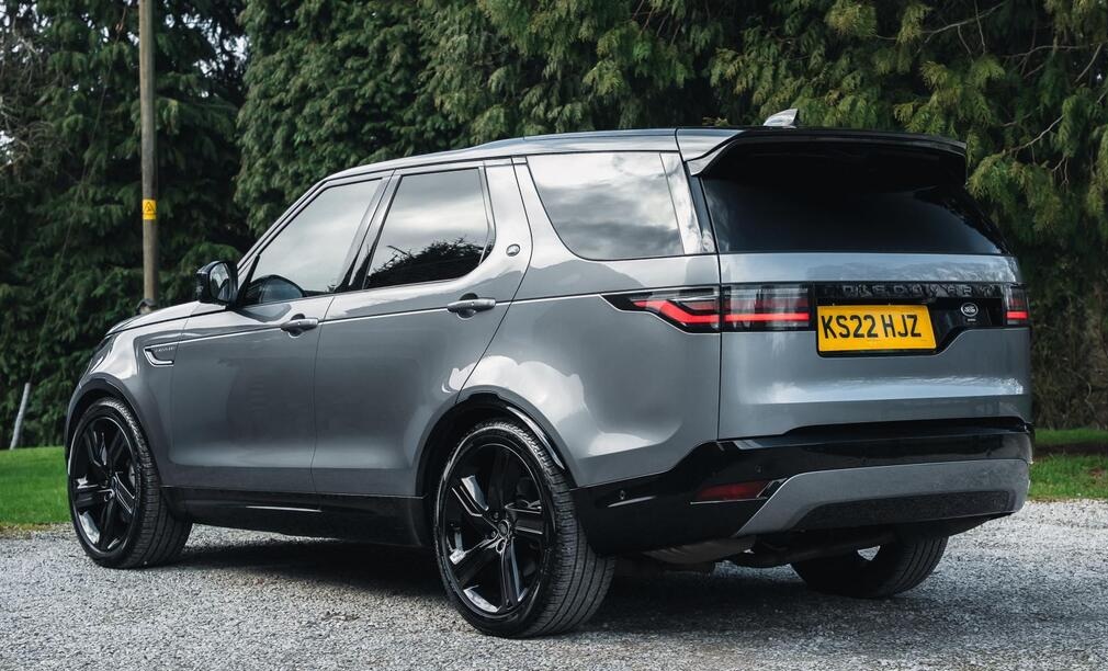 2022 Land Rover Discovery 3.0 D300 MHEV R-Dynamic HSE Auto 4WD Euro 6 (s/s) 5dr