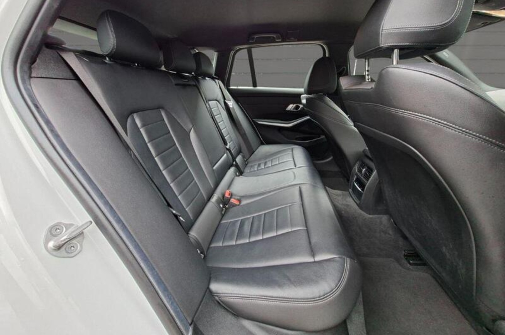 2022 BMW 3 Series 2.0 330e M Sport Touring Auto xDrive