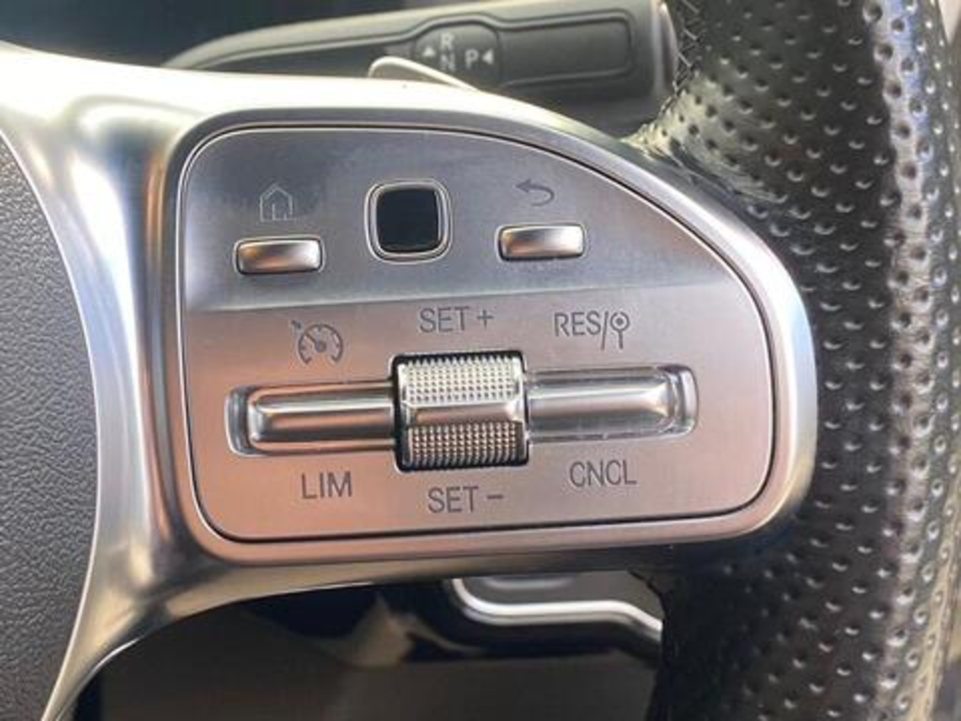 2022 Mercedes-Benz A Class 1.3 A250e 15.6kWh AMG Line Edition