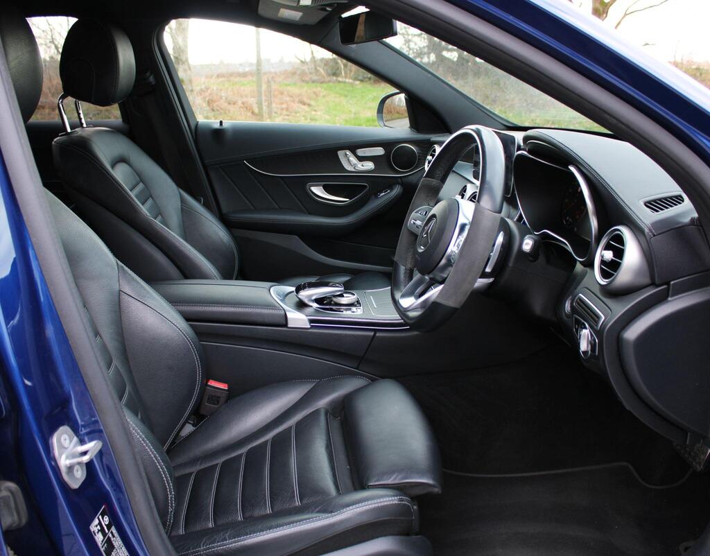 2021 Mercedes-Benz C Class 2.0 C300d AMG Line Night Edition (Premium) G-Tronic+