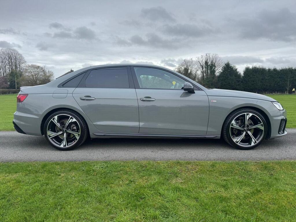 2022 Audi A4 2.0 TFSI 35 Black Edition S Tronic Euro 6 (ss) 4dr