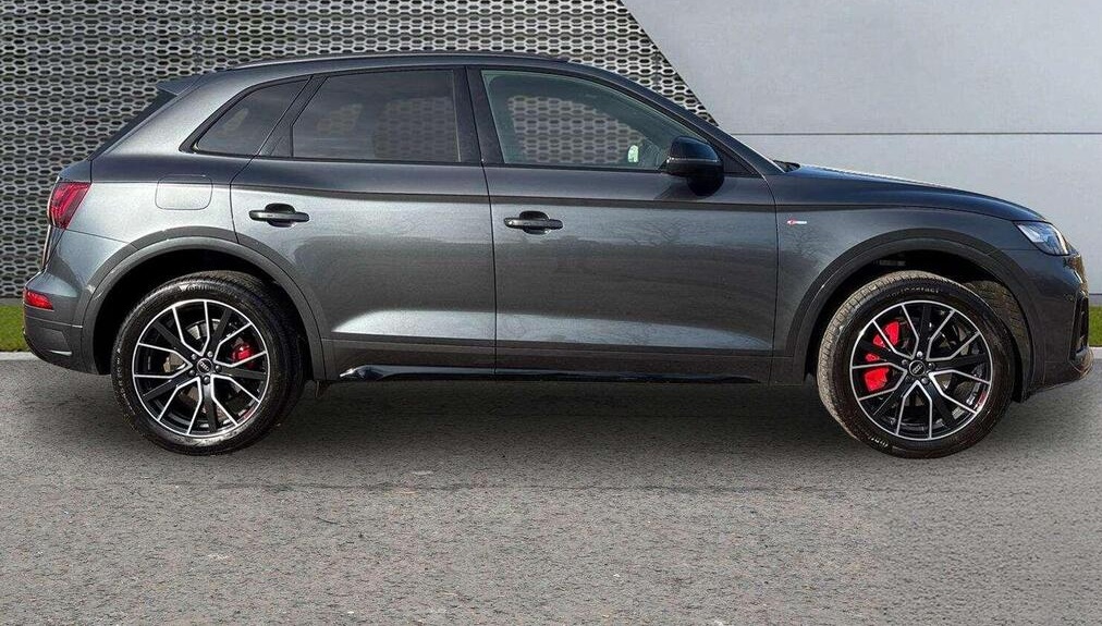 2022 Audi Q5 2.0 TDI 40 Edition 1 S Tronic quattro