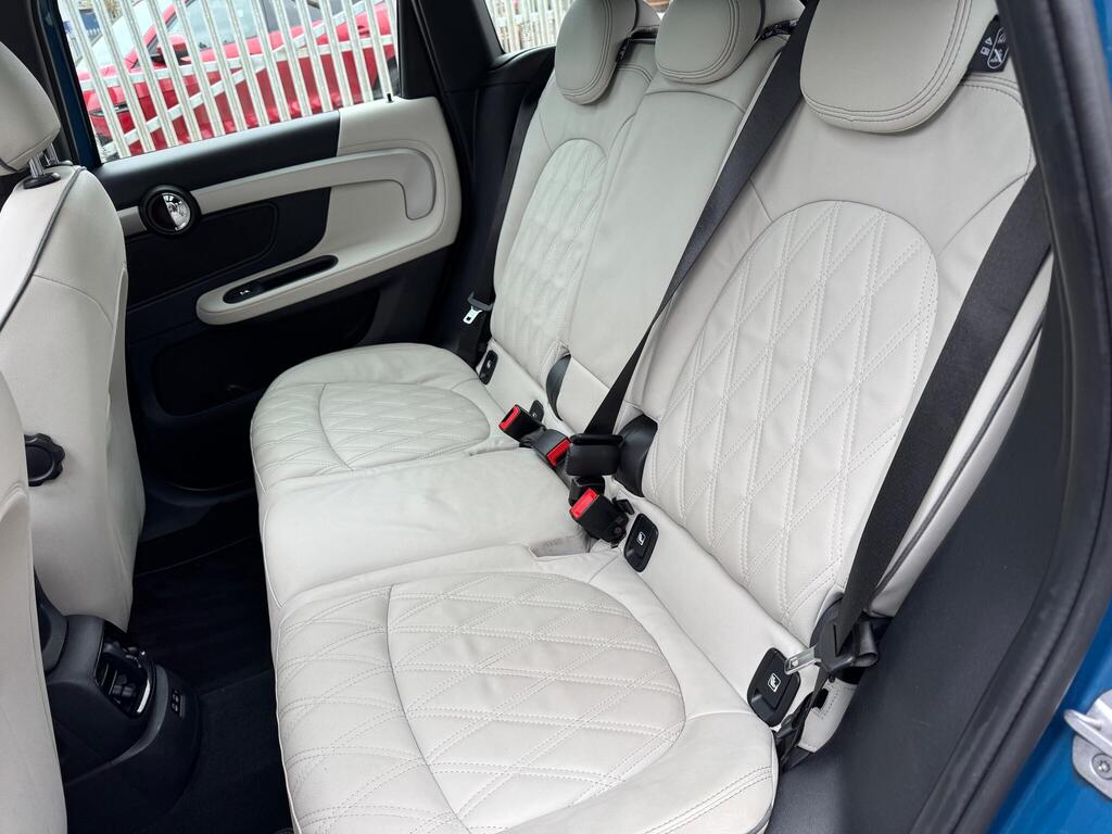 2023 MINI Countryman 1.5 10kWh Cooper SE Exclusive Auto ALL4 Euro 6 (s/s) 5dr