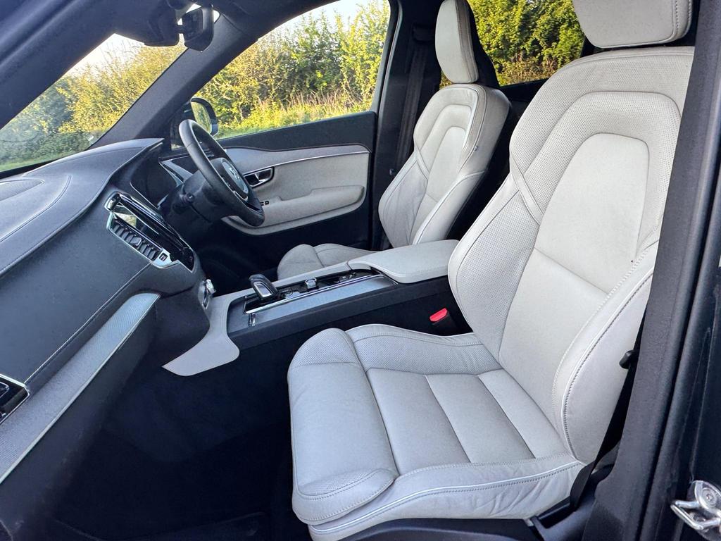 2022 Volvo XC90 R-Design B5 Mhev Awd Auto