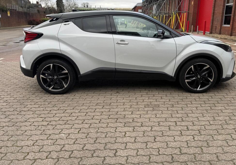 2023 Toyota C-HR 1.8 VVT-h GR SPORT CVT Euro 6 (s/s) 5dr