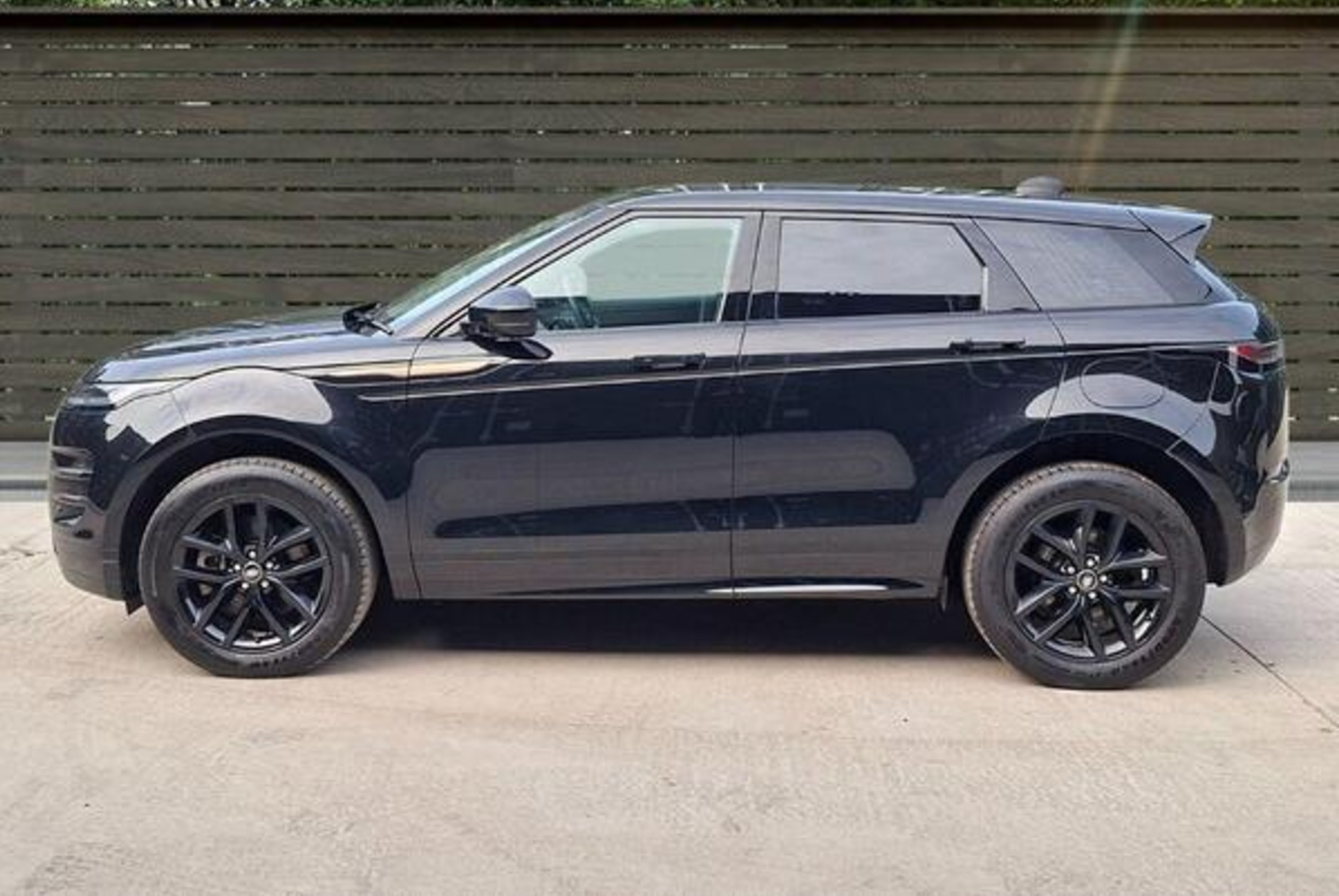 2024 Land Rover Range Rover Evoque 1.5 P300e