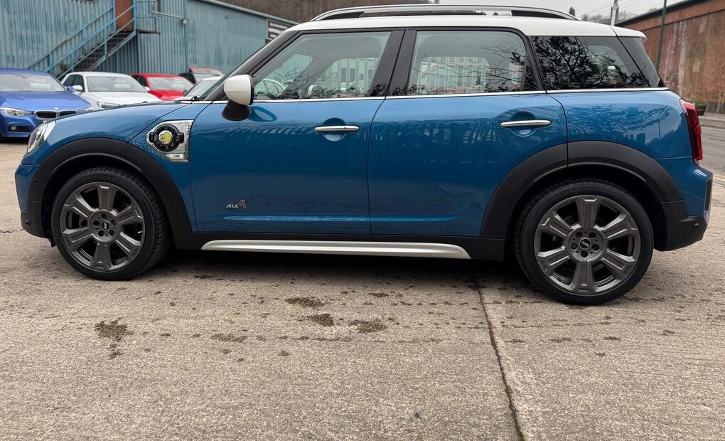 2023 MINI Countryman 1.5 10kWh Cooper SE Exclusive Auto ALL4 Euro 6 (s/s) 5dr
