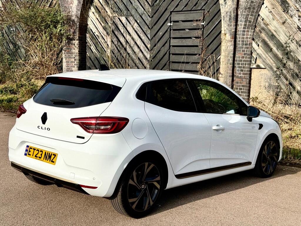 2023 Renault Clio 1.6 E-TECH E-Tech Auto Euro 6 (s/s) 5dr