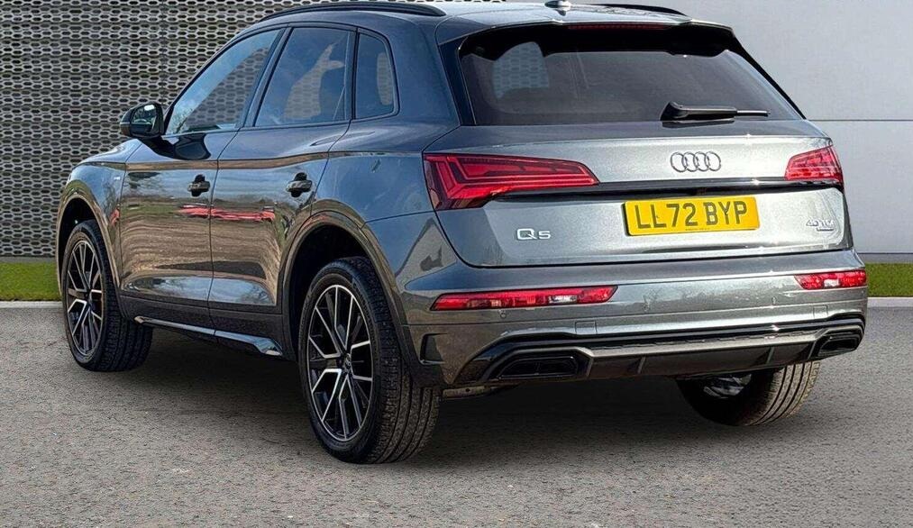 2022 Audi Q5 2.0 TDI 40 Edition 1 S Tronic quattro