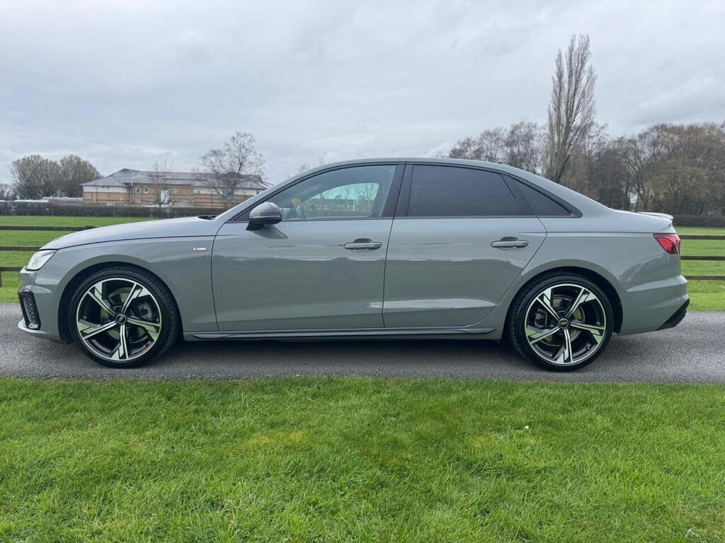 2022 Audi A4 2.0 TFSI 35 Black Edition S Tronic Euro 6 (ss) 4dr
