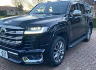2025 Toyota Land Cruiser 300 ZX