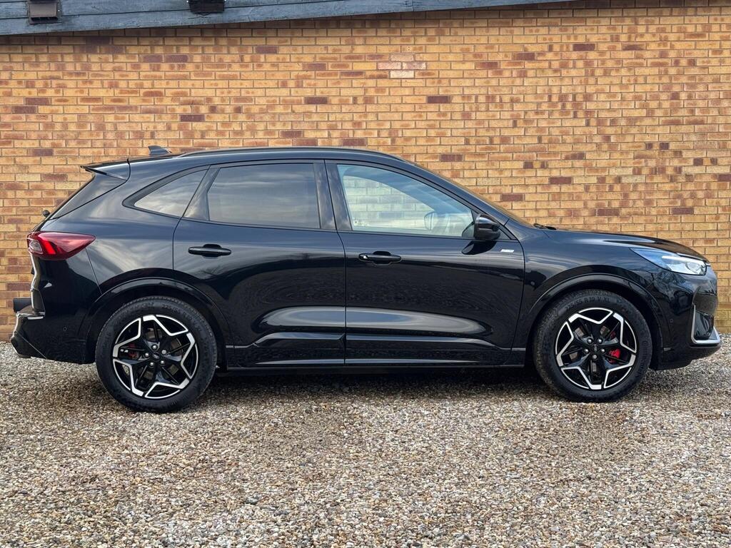 2025 Ford Kuga 2.5h Duratec ST-Line X CVT Euro 6 (s/s) 5dr