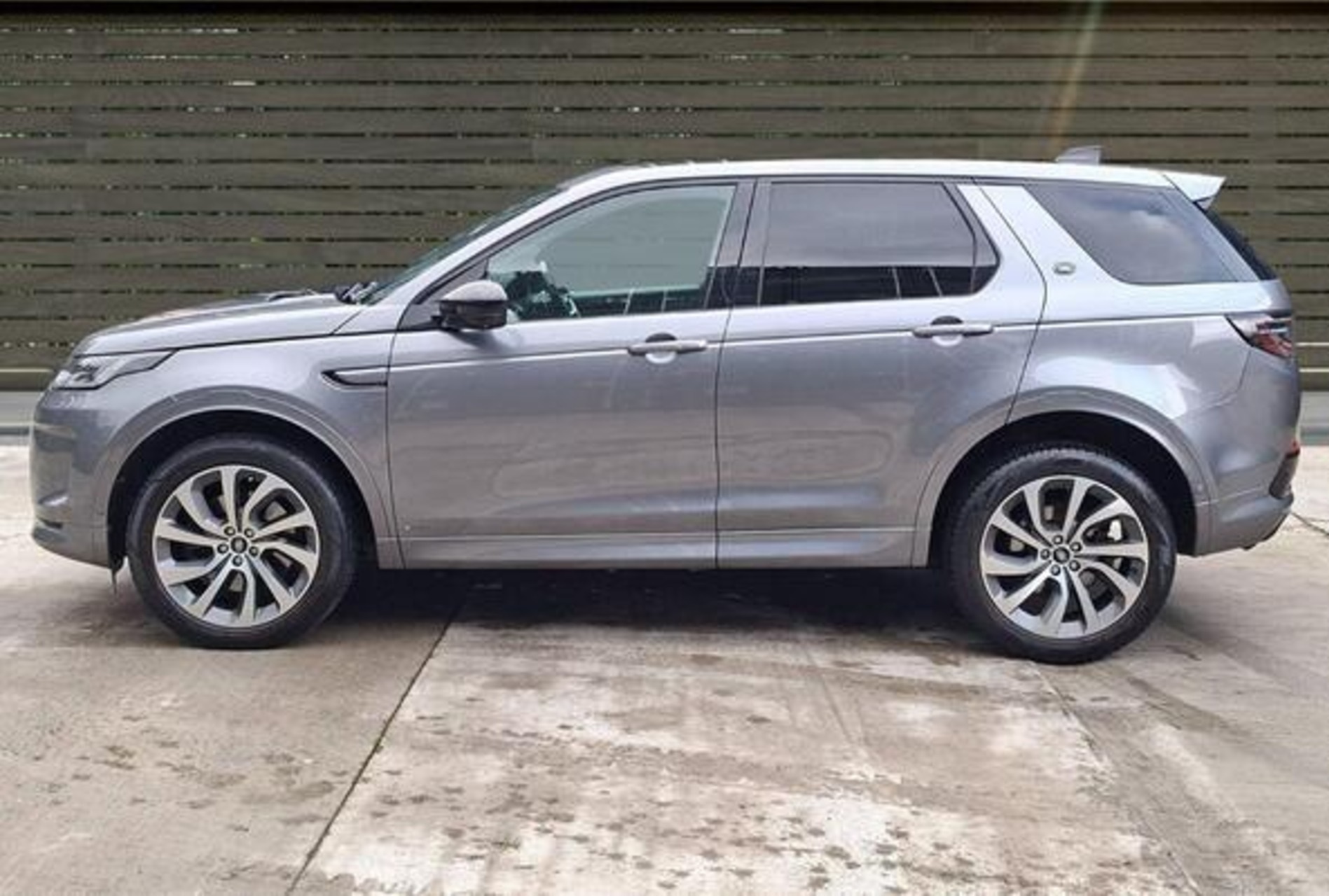 2021 Land Rover Discovery Sport 2.0 D200 MHEV R-Dynamic SE Auto