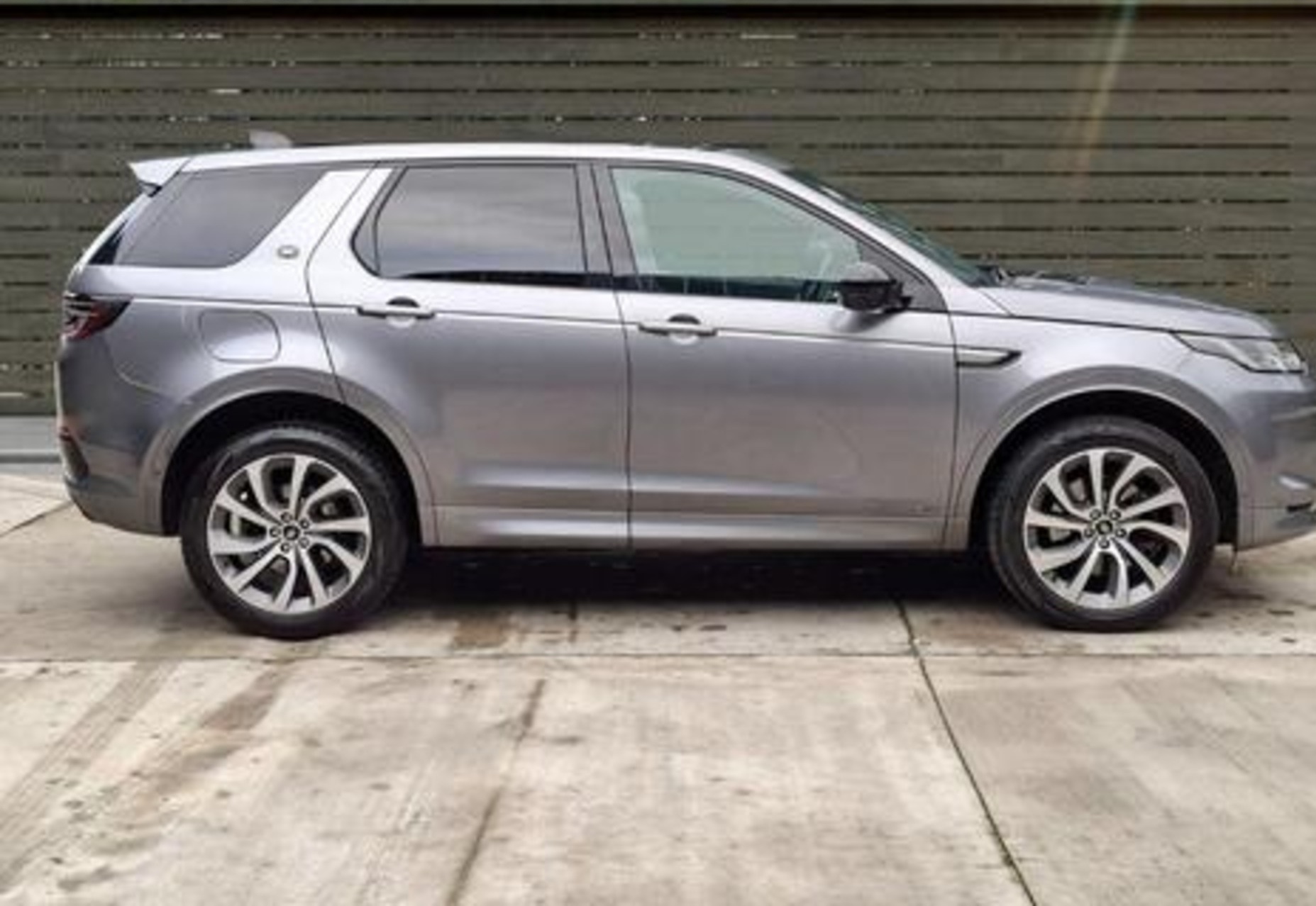 2021 Land Rover Discovery Sport 2.0 D200 MHEV R-Dynamic SE Auto