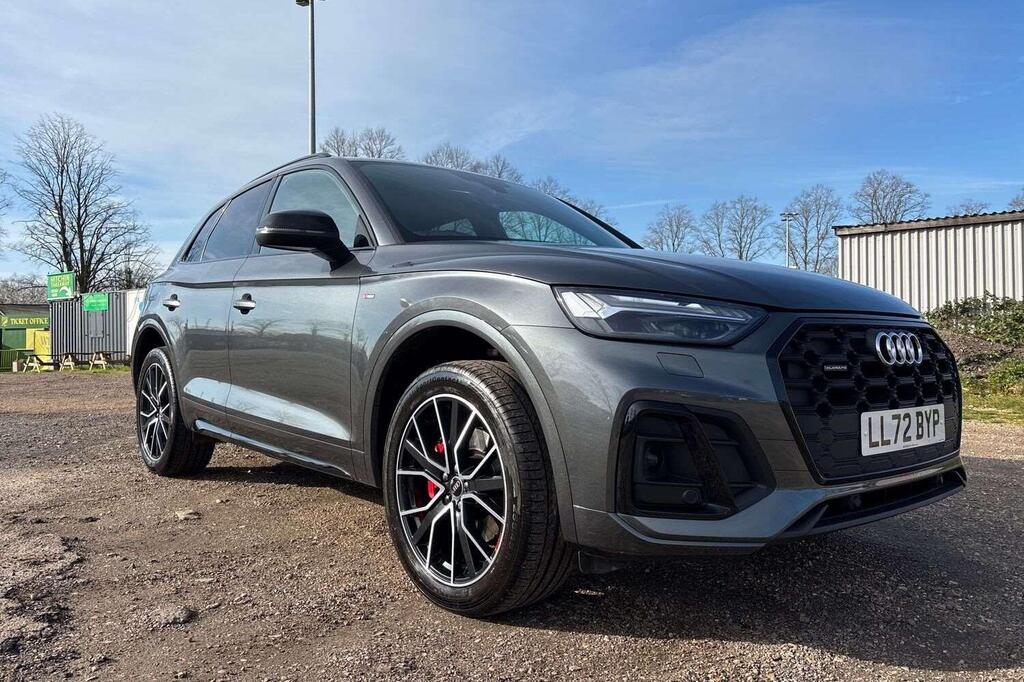 2022 Audi Q5 2.0 TDI 40 Edition 1 S Tronic quattro